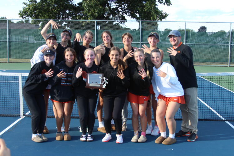 Fantastic 4peat Escanaba girls’ tennis fends off Kingsford for fourth